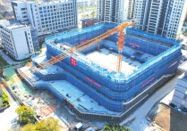 南安：王文教羽毛球馆主体结构提前30天封顶